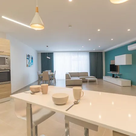 Stunning 3br In Gozo With Access To Pool By 360 Estates