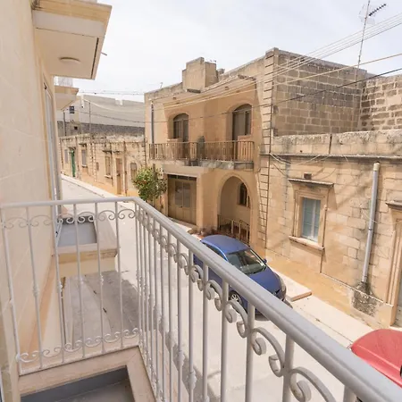 Stunning 3br In Gozo With Access To Pool By 360 Estates Xagħra