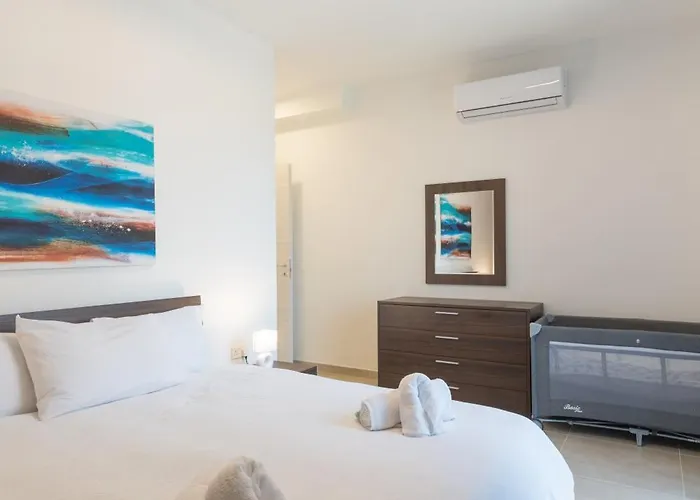 Stunning 3br In Gozo With Access To Pool By 360 Estates Διαμέρισμα *